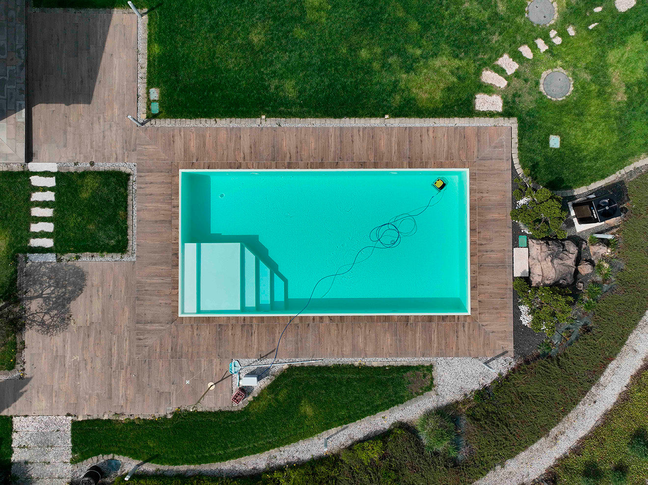 Piscina a sfioro su misura (sabbia) - Vicenza