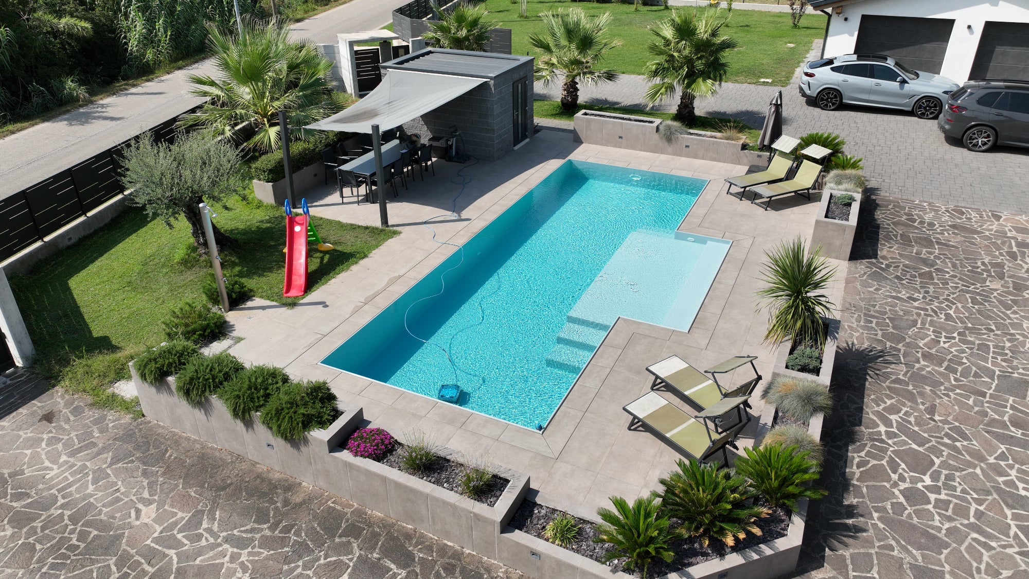 Piscina a sfioro a Gazzo Veronese - Zavatti Piscine